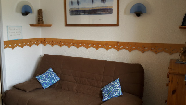 _lv_images__lot_0000000060_01_29548226