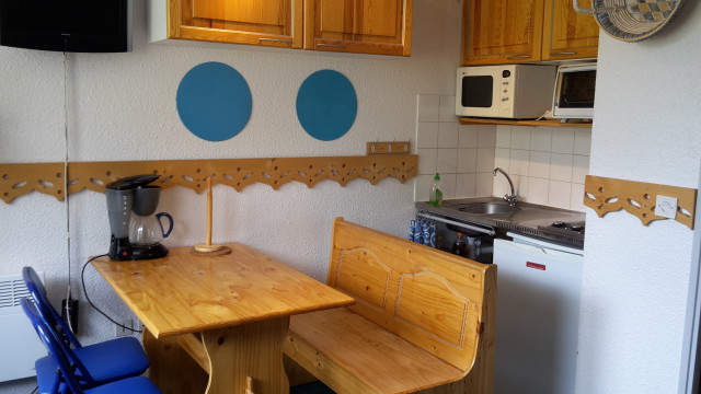 _lv_images__lot_0000000060_02_27409683 _lv_images__lot_0000000060_02_27409683