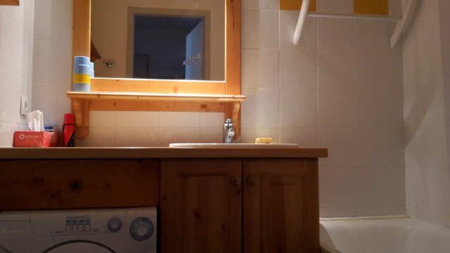 _lv_images__lot_0000000063_05_28633002