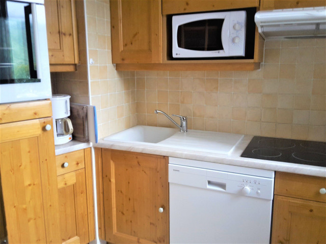 _lv_images__lot_0000000082_06_29547850 _lv_images__lot_0000000082_06_29547850