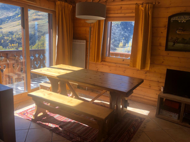 _lv_images__lot_0000000096_09_27593244 _lv_images__lot_0000000096_09_27593244