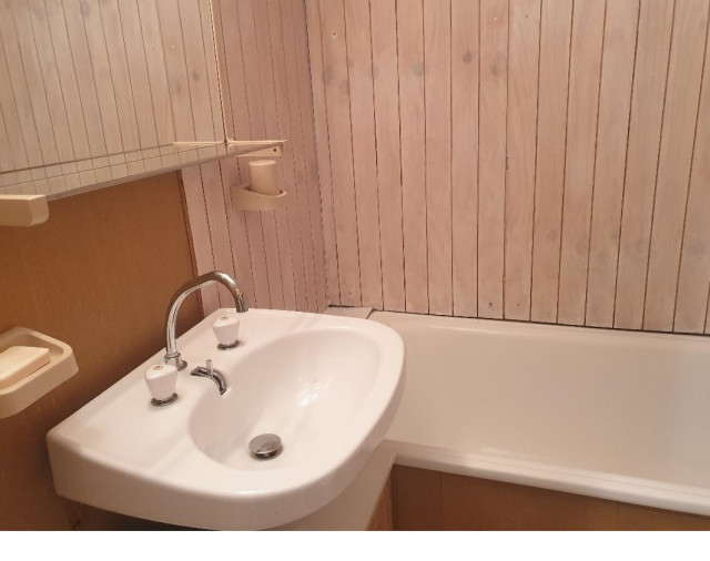 _lv_images__lot_0000000097_06_28437000 _lv_images__lot_0000000097_06_28437000