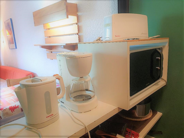 _lv_images__lot_0000000110_04_29268728