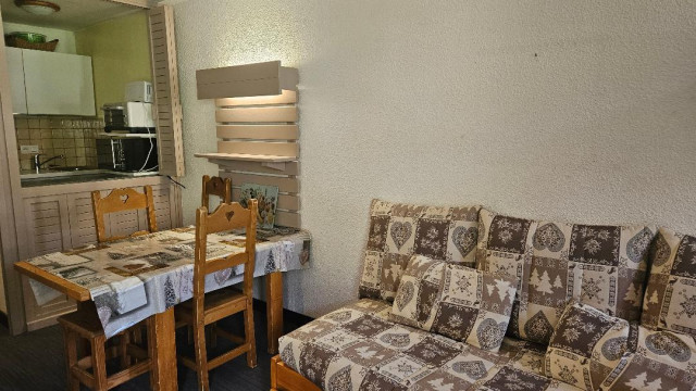 _lv_images__lot_0000000125_07_29447886