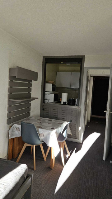 _lv_images__lot_0000000127_08_29847540