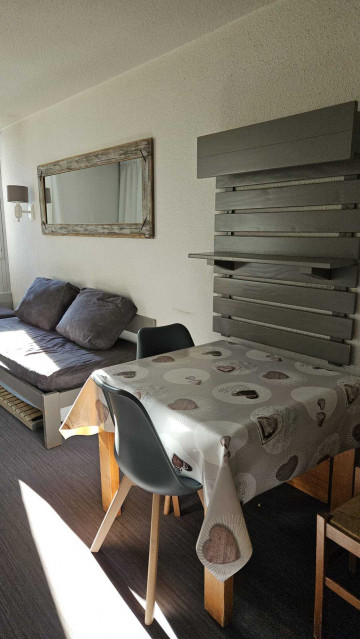 _lv_images__lot_0000000127_11_28933188 _lv_images__lot_0000000127_11_28933188