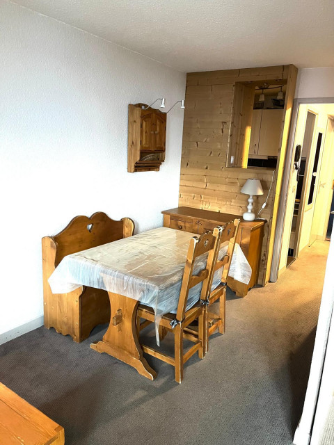 _lv_images__lot_0000000128_03_29090509 _lv_images__lot_0000000128_03_29090509