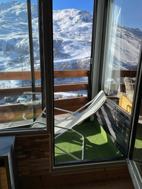 _lv_images__lot_0000000136_11_28902985