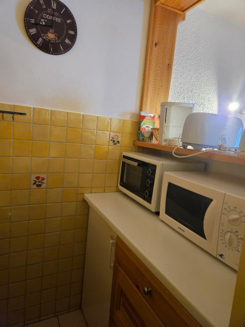 _lv_images__lot_0000000146_07_28358685 _lv_images__lot_0000000146_07_28358685