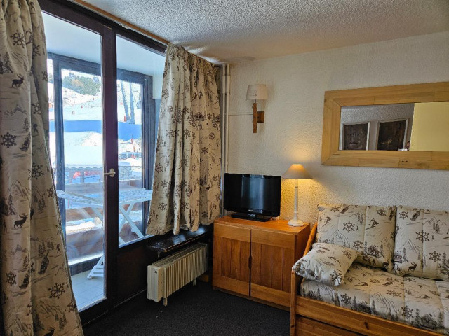 _lv_images__lot_0000000146_08_29548080