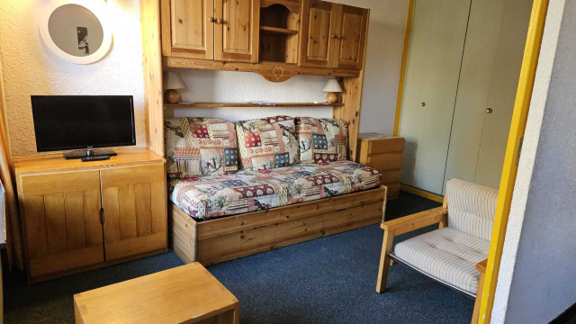 _lv_images__lot_0000000148_05_29668177