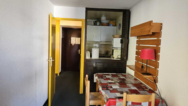 _lv_images__lot_0000000148_07_30087894