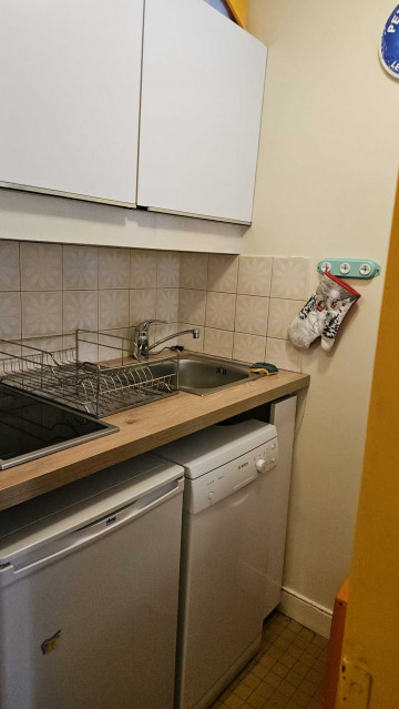 _lv_images__lot_0000000148_11_30070730