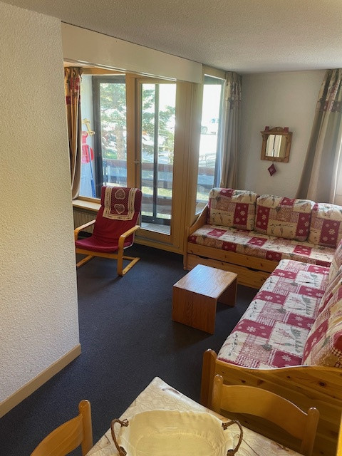 _lv_images__lot_0000000149_05_28260828