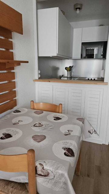 _lv_images__lot_0000000150_01_29248881