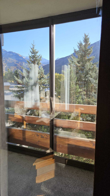 _lv_images__lot_0000000150_14_27651135