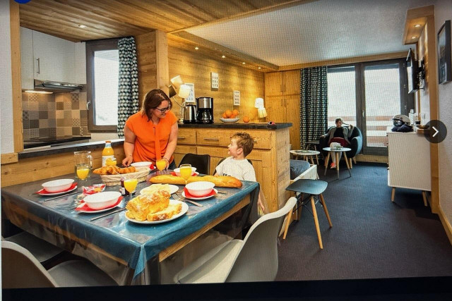 _lv_images__lot_0000000151_01_27727569