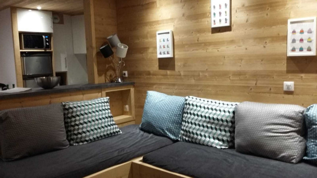 _lv_images__lot_0000000151_02_30105124