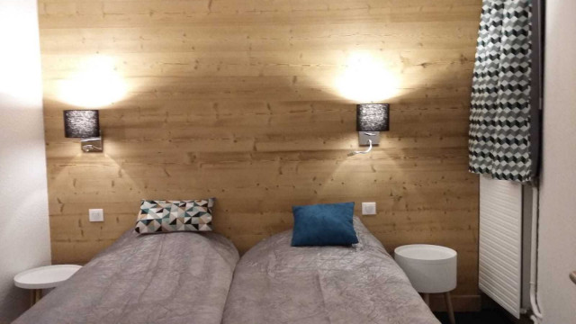 _lv_images__lot_0000000151_03_27409621 _lv_images__lot_0000000151_03_27409621