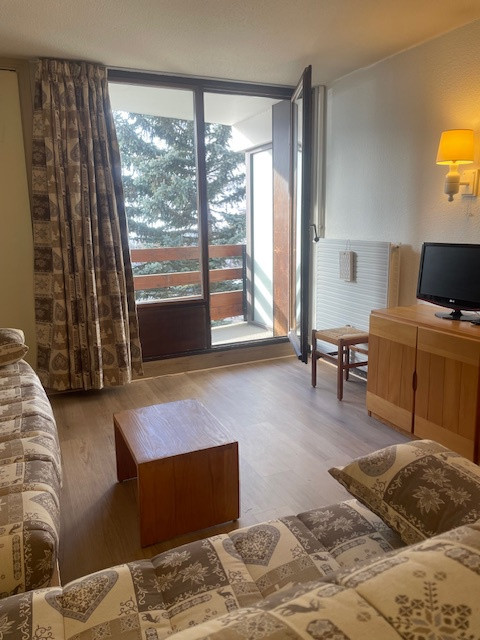 _lv_images__lot_0000000152_06_29847326 _lv_images__lot_0000000152_06_29847326