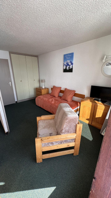 _lv_images__lot_0000000153_07_27479318 _lv_images__lot_0000000153_07_27479318