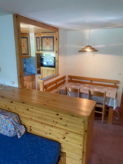 _lv_images__lot_0000000154_08_27650841