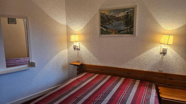 _lv_images__lot_0000000154_10_27911702 _lv_images__lot_0000000154_10_27911702