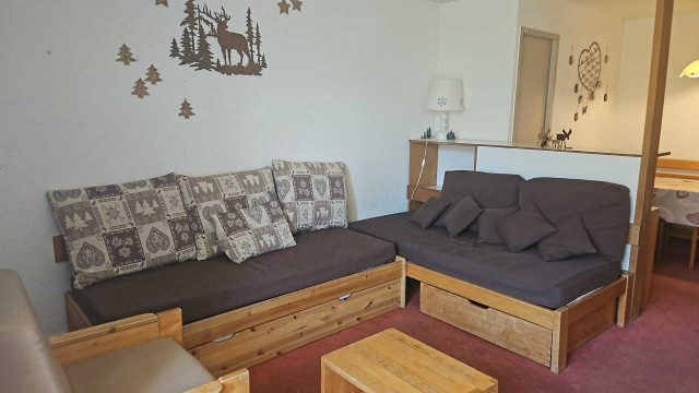 _lv_images__lot_0000000156_11_27727704