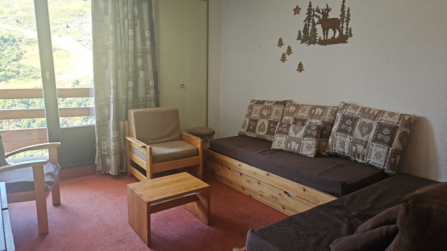 _lv_images__lot_0000000156_12_27517242