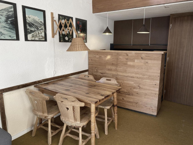 _lv_images__lot_0000000159_06_28047317