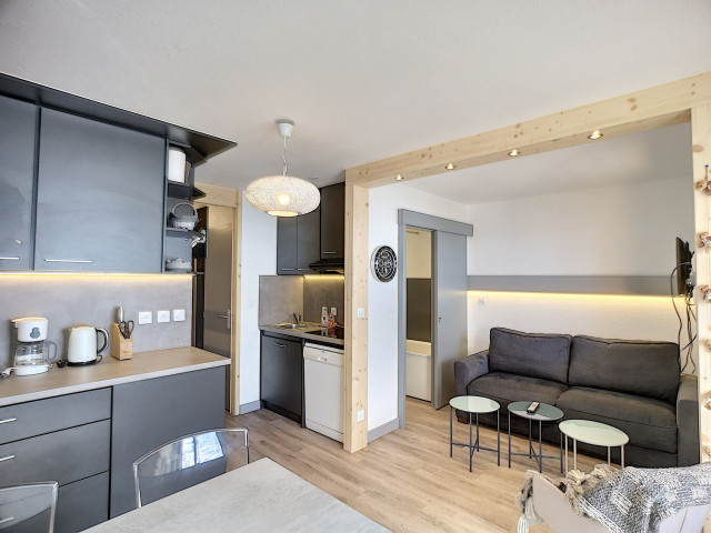 _lv_images__lot_0002000008_01_29871002 _lv_images__lot_0002000008_01_29871002