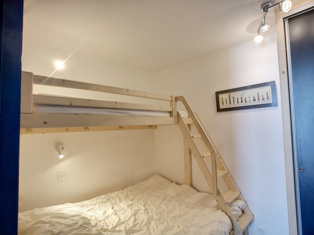 _lv_images__lot_0002000008_10_28841911 _lv_images__lot_0002000008_10_28841911