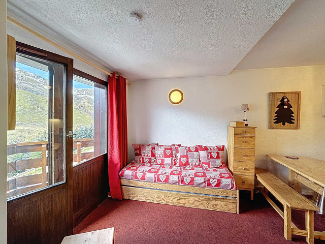 _lv_images__lot_0002000010_12_32644122 _lv_images__lot_0002000010_12_32644122
