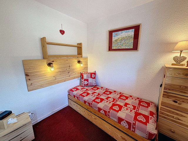 _lv_images__lot_0002000010_14_28744121 _lv_images__lot_0002000010_14_28744121