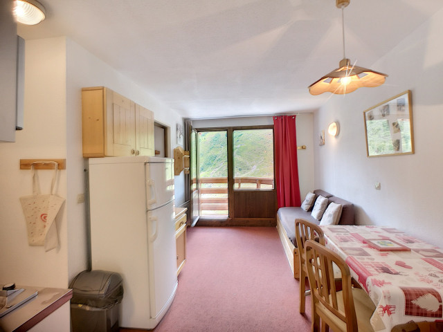 _lv_images__lot_0002000014_02_29871955