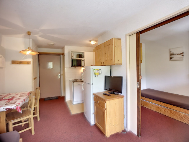 _lv_images__lot_0002000014_05_30068638