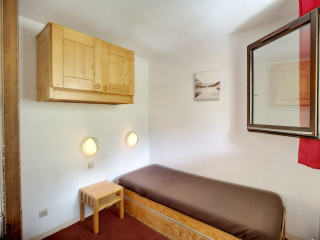 _lv_images__lot_0002000014_06_29805892 _lv_images__lot_0002000014_06_29805892