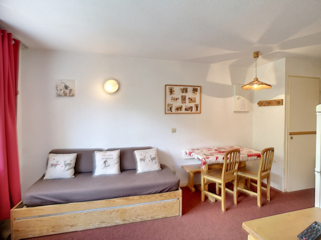 _lv_images__lot_0002000014_07_29766343