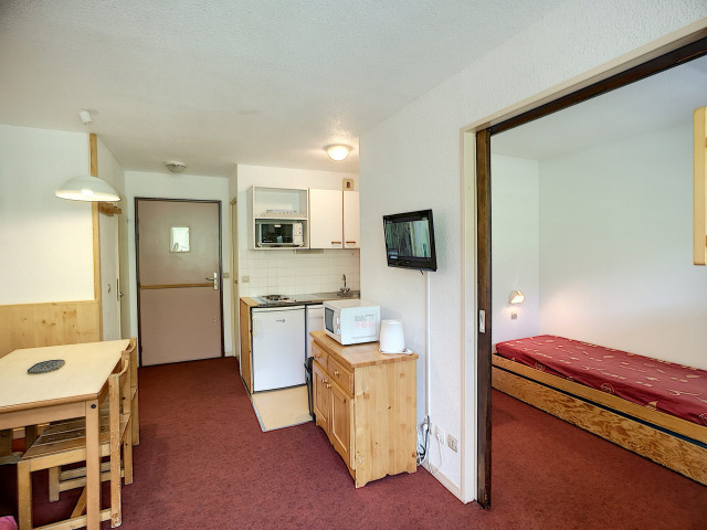 _lv_images__lot_0002000016_03_32179237 _lv_images__lot_0002000016_03_32179237