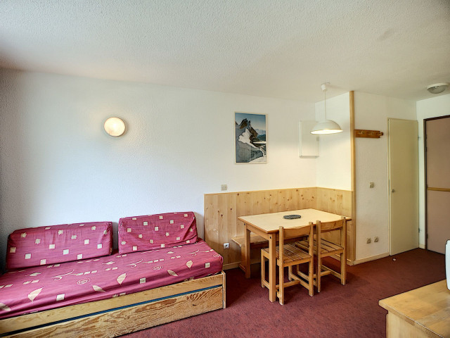 _lv_images__lot_0002000016_05_29871505