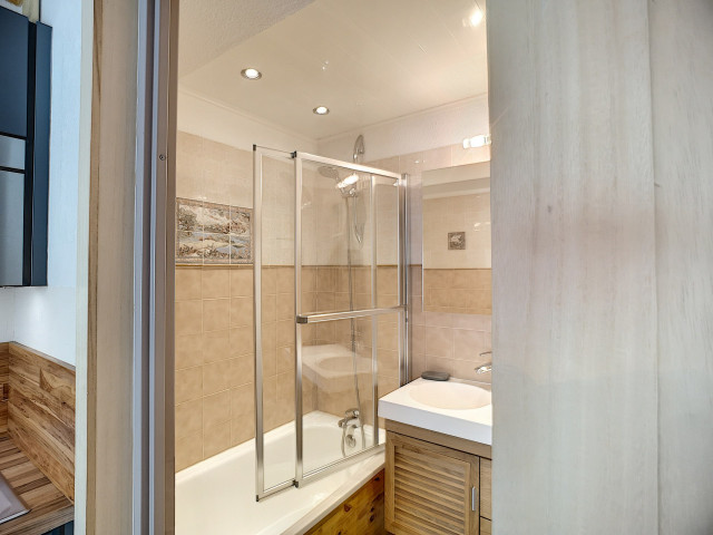 _lv_images__lot_0002000025_09_30103140