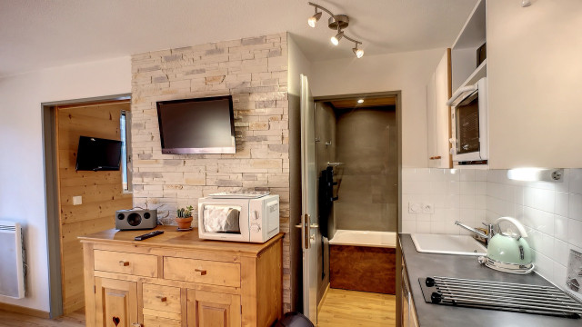 _lv_images__lot_0002000043_04_28762929 _lv_images__lot_0002000043_04_28762929