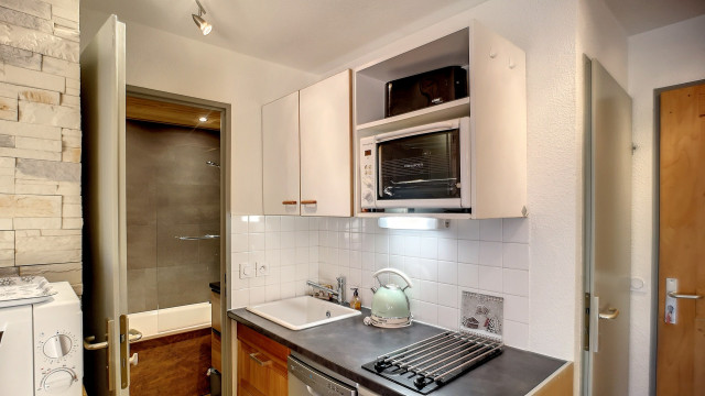 _lv_images__lot_0002000043_10_30182003