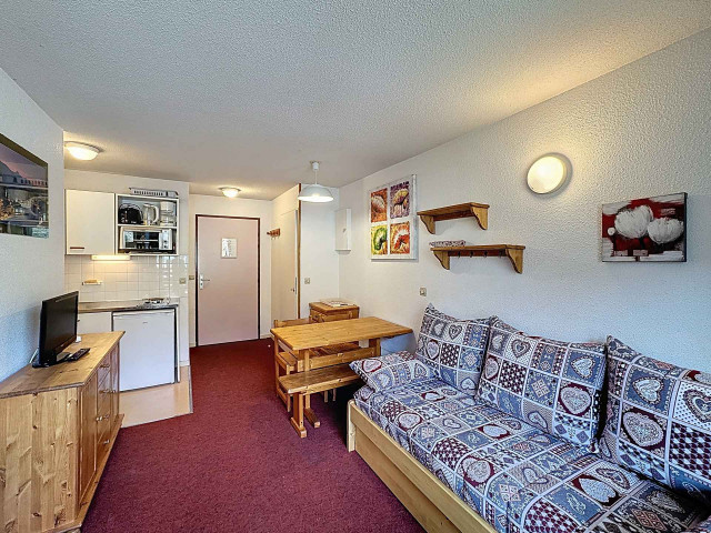 _lv_images__lot_0002000050_08_29089025