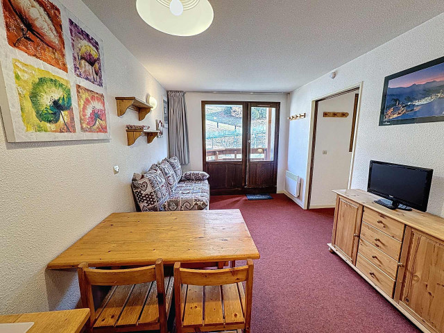 _lv_images__lot_0002000050_13_29009807