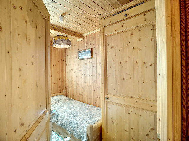 _lv_images__lot_0002000113_11_29009403