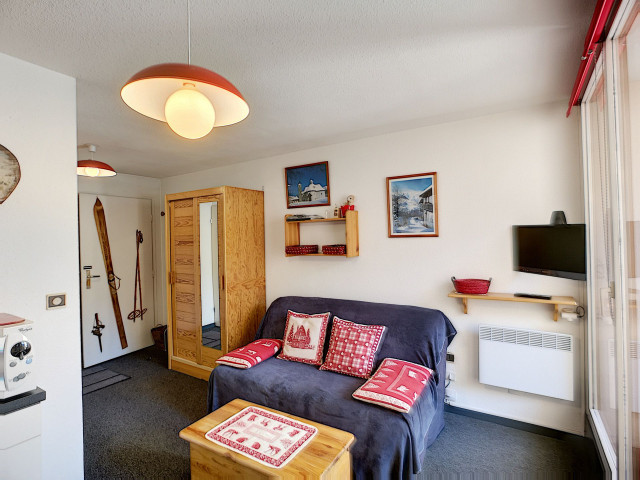 _lv_images__lot_0002011307_01_29683783