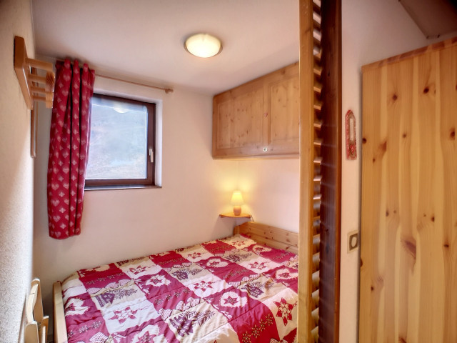 _lv_images__lot_0002011308_03_29029699