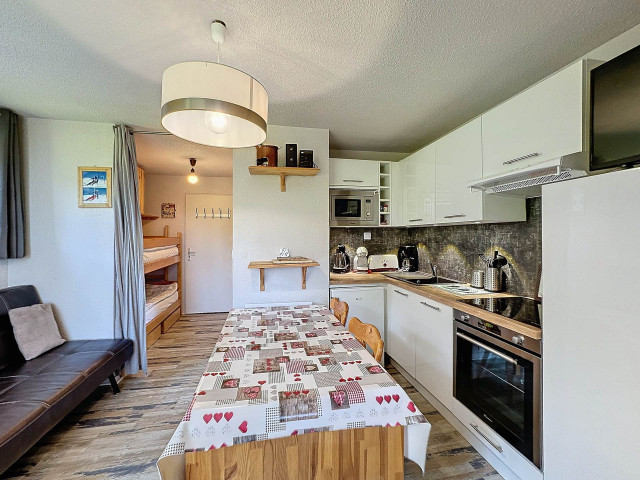 _lv_images__lot_0002012506_05_29207432