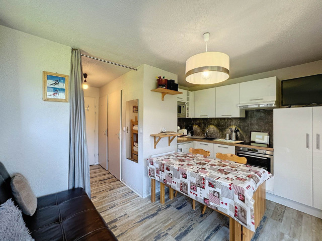 _lv_images__lot_0002012506_07_29927939